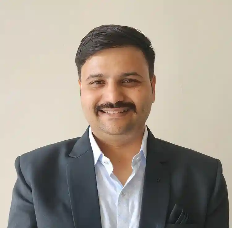 Mr. Nikhilesh Mankar 